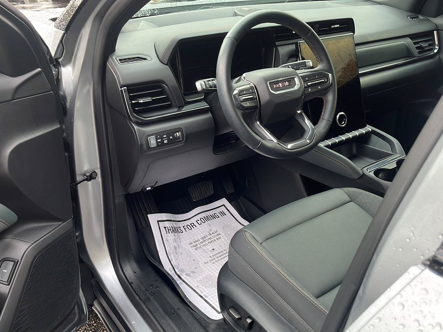 Certified 2026 GMC Terrain AT4 w/ Convenience Package III AWD/4WD image 29