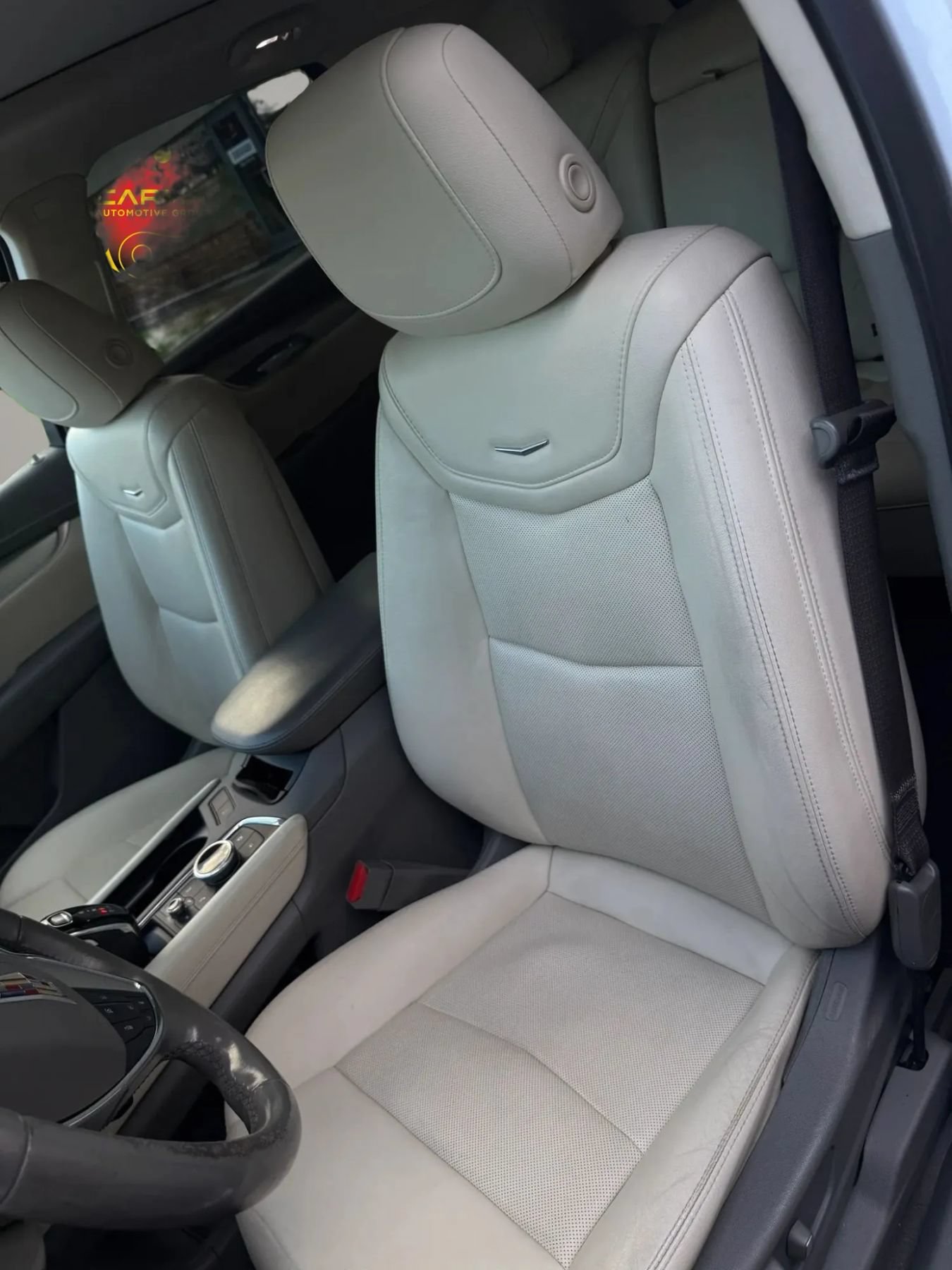 Used 2020 Cadillac XT5 Premium Luxury FWD image 28