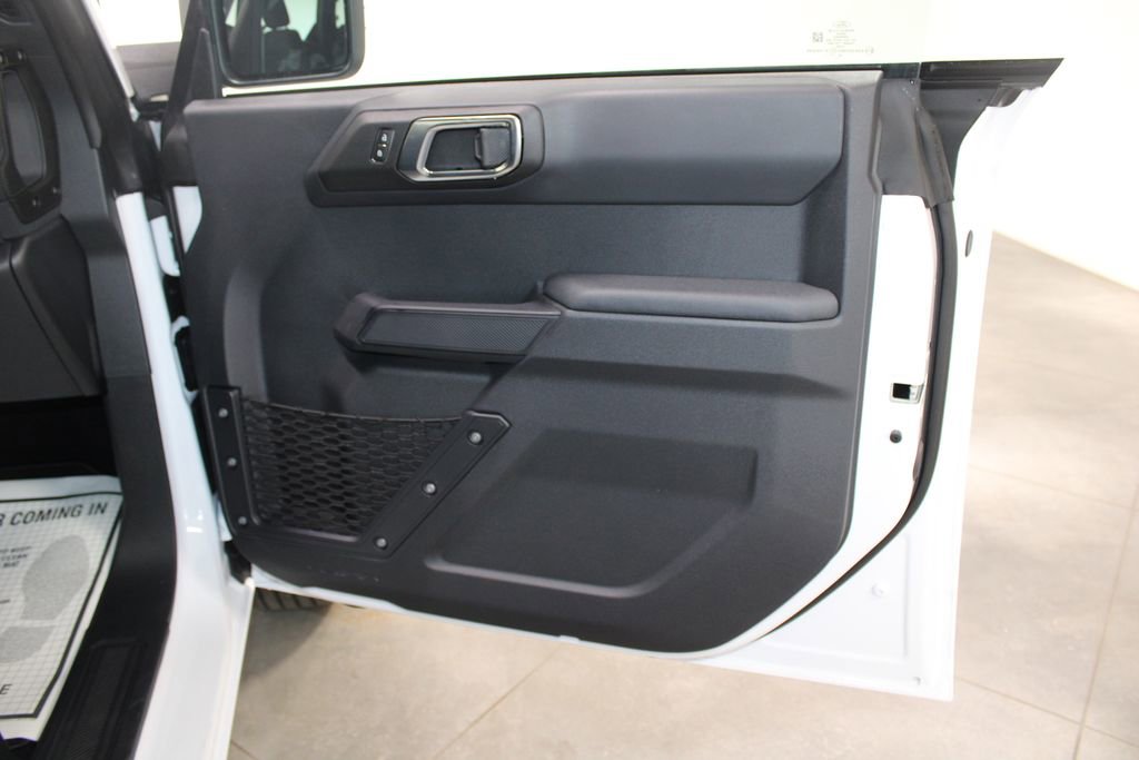New 2025 Ford Bronco 4-Door image 27