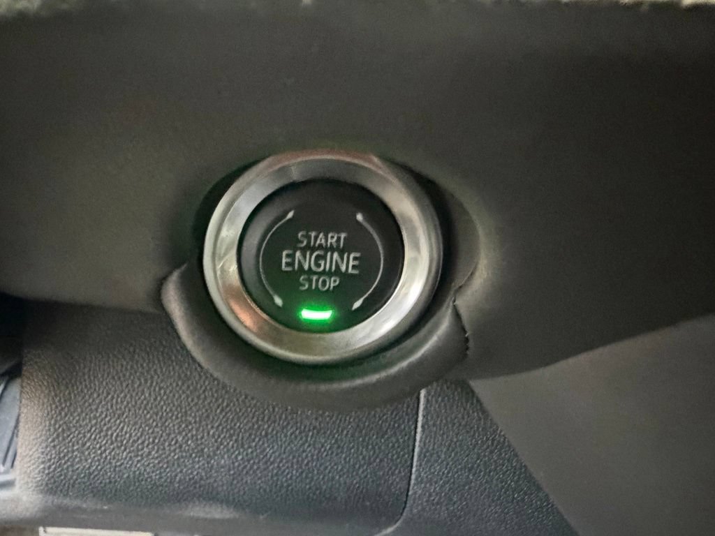 Used 2025 Chevrolet Tahoe LT AWD/4WD image 41