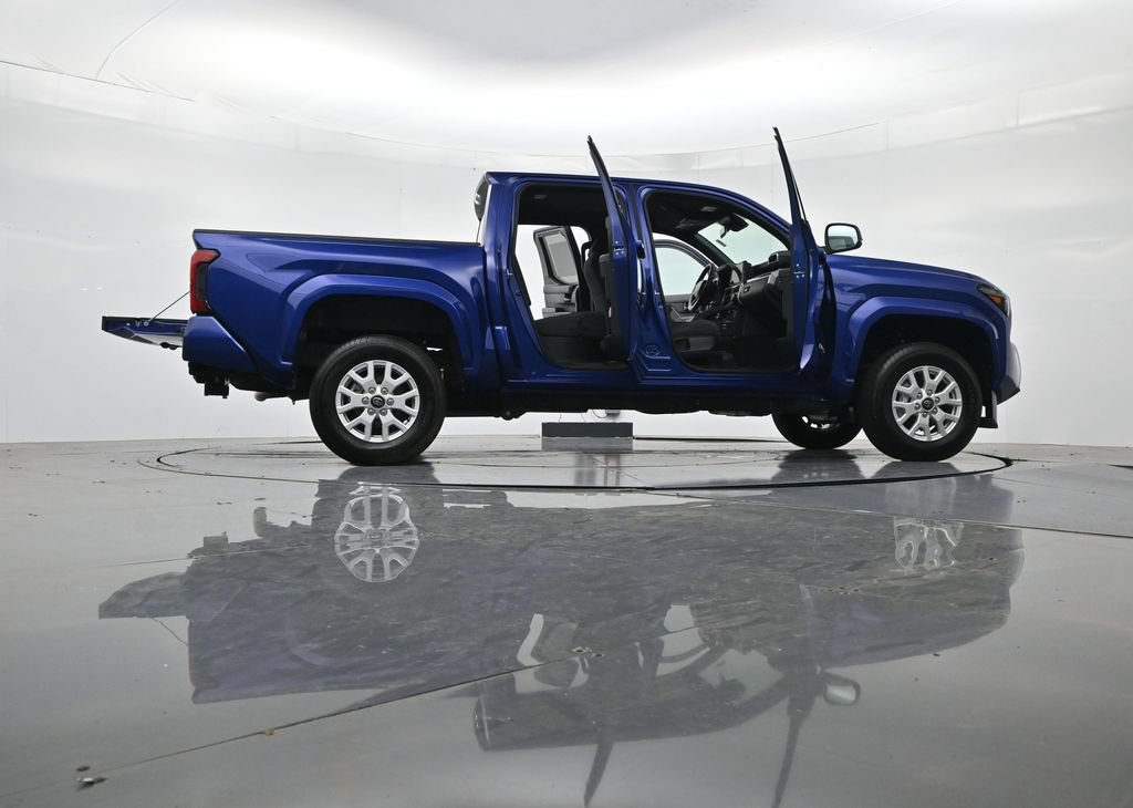 Used 2025 Toyota Tacoma SR5 RWD image 54