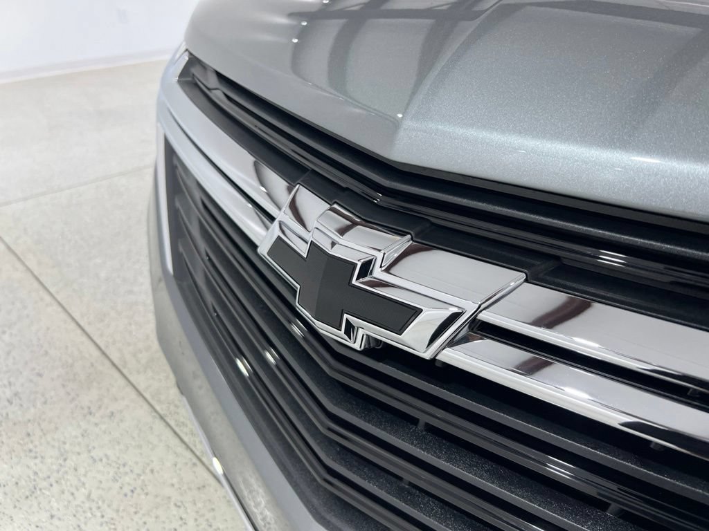 Used 2024 Chevrolet Equinox LT w/ LPO, Floor Liner Package FWD image 28