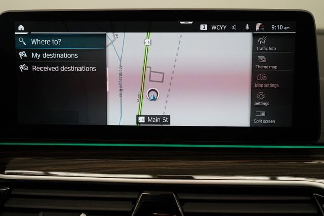 Used 2023 BMW 530e xDrive w/ Convenience Package image 17