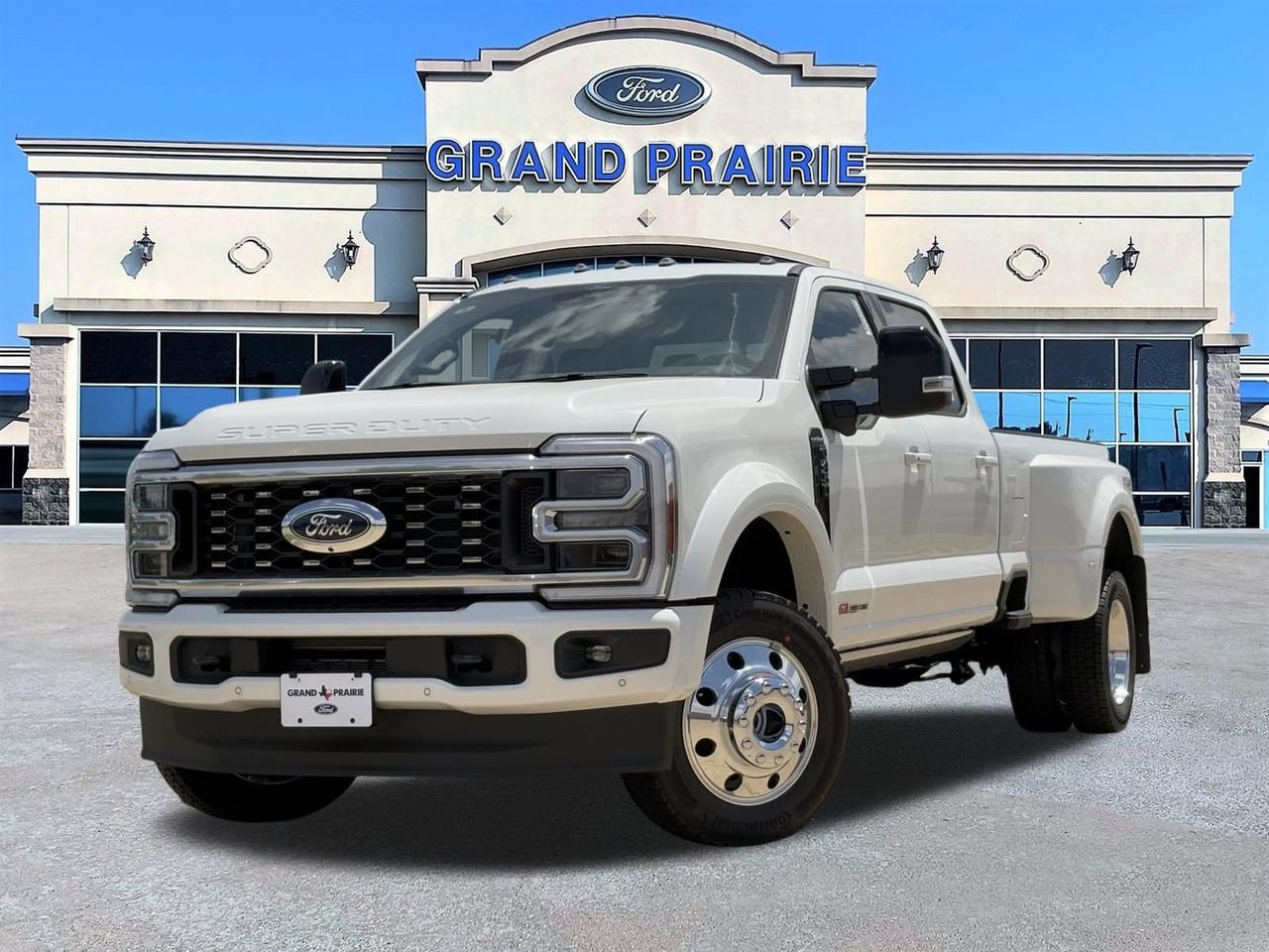 New 2026 Ford F450 Platinum w/ FX4 Off-Road Package
