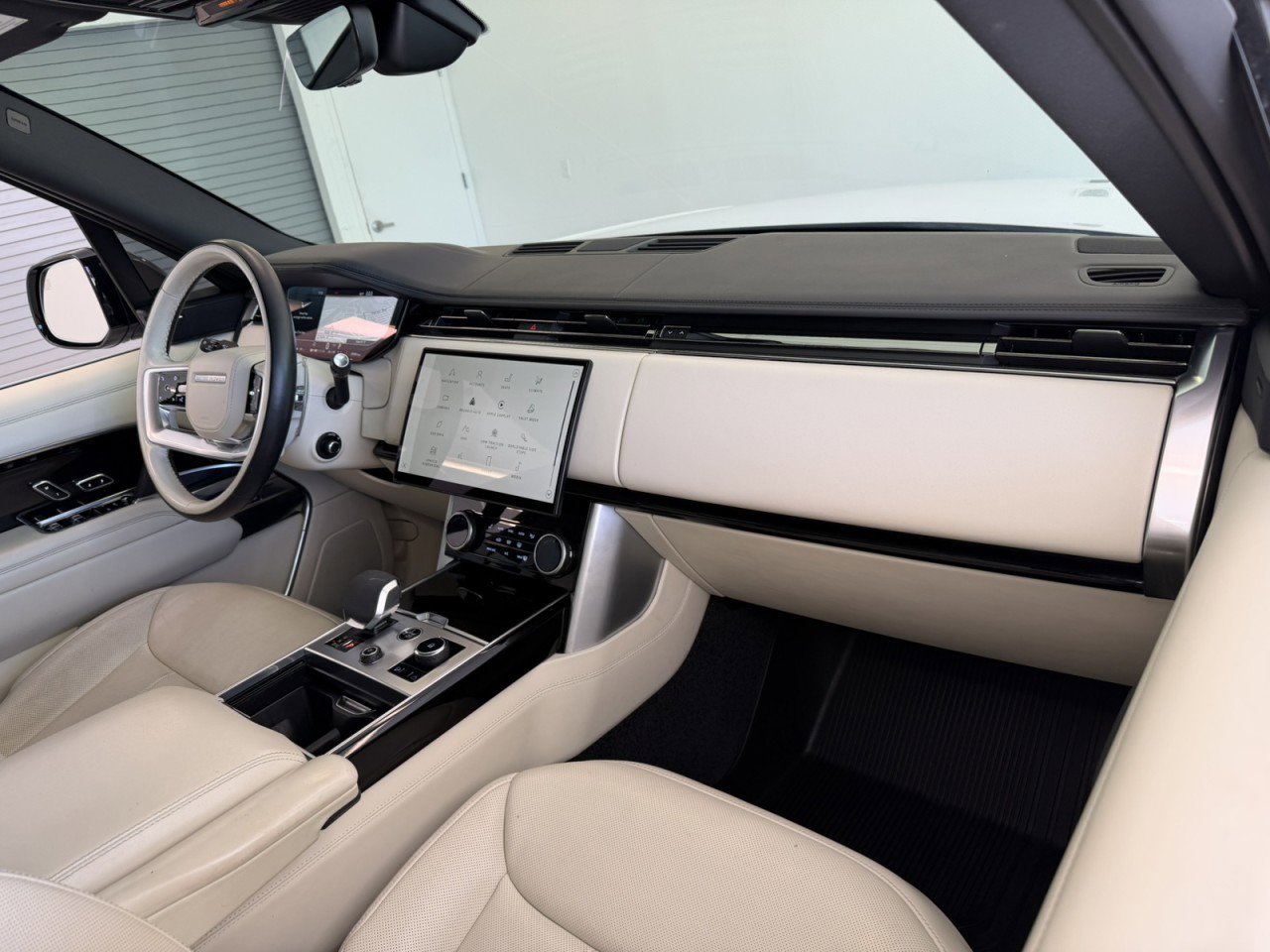 Used 2023 Land Rover Range Rover SE AWD/4WD image 37