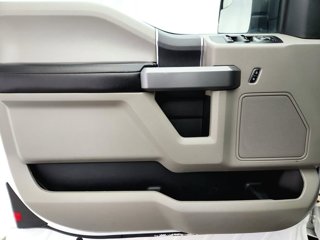 Used 2016 Ford F150 XLT image 20