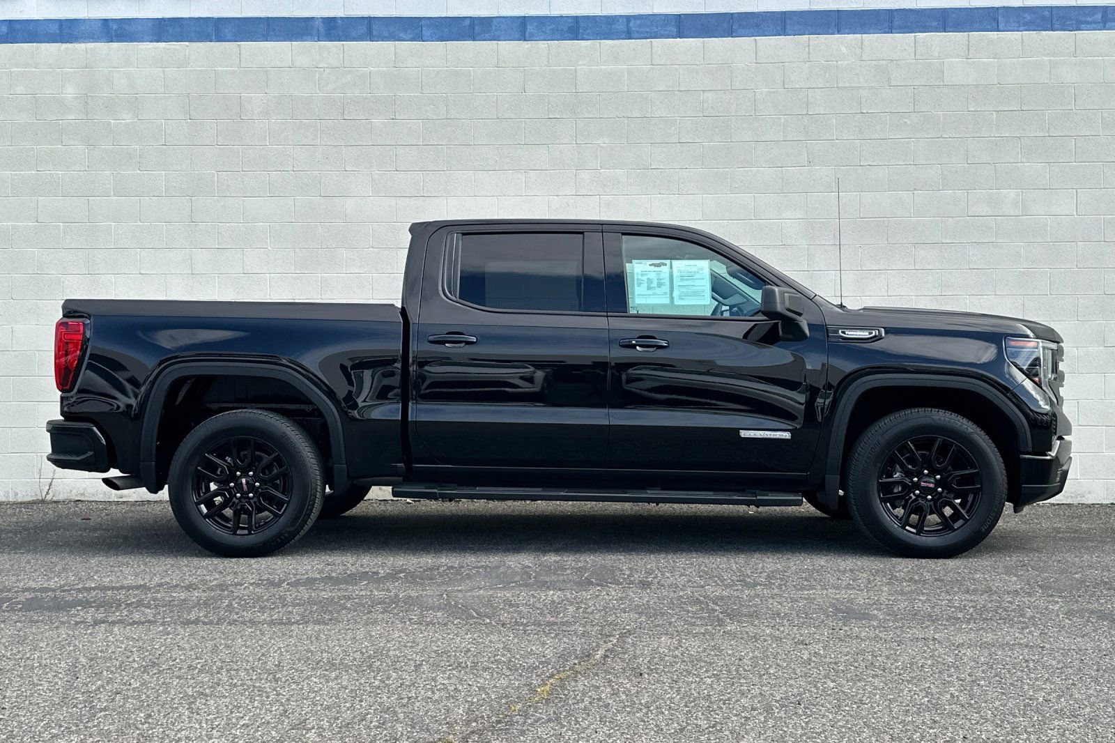 Used 2026 GMC Sierra 1500 Elevation w/ LPO, Elevation Black Package RWD image 3