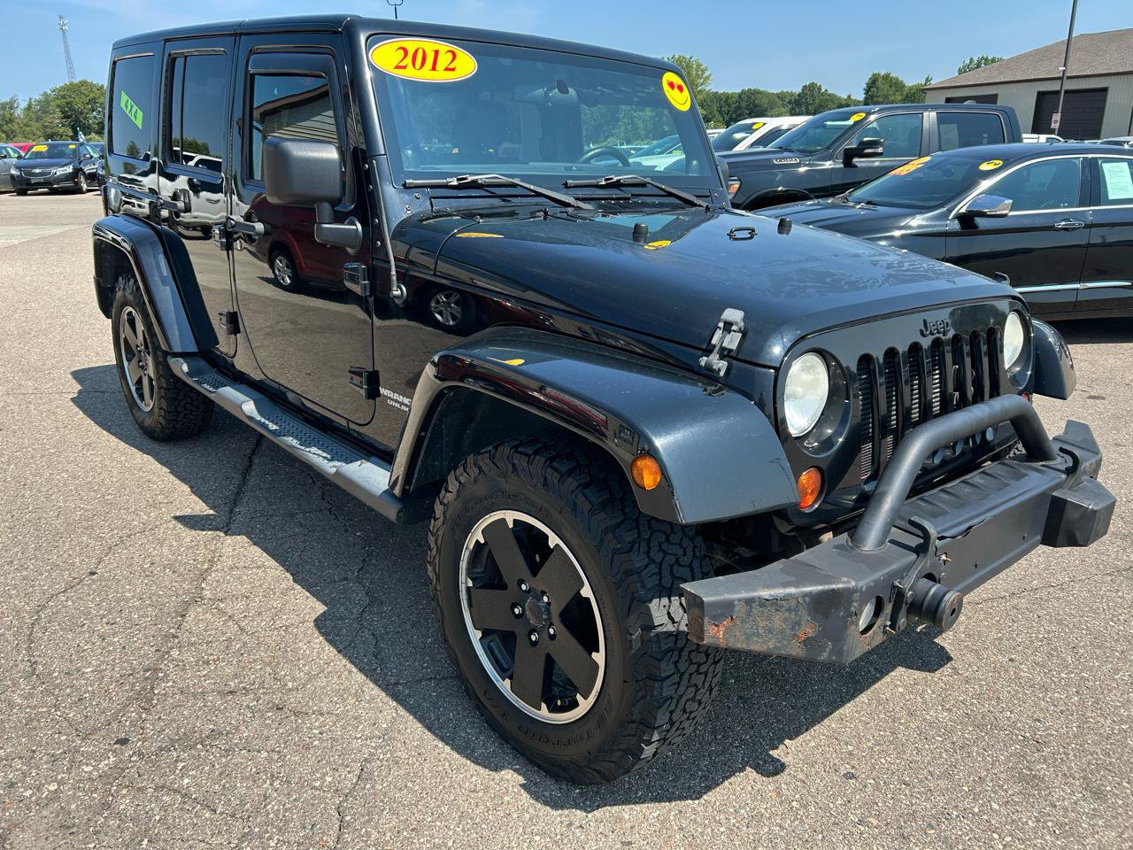 Used 2012 Jeep Wrangler Unlimited Sahara AWD/4WD image 3