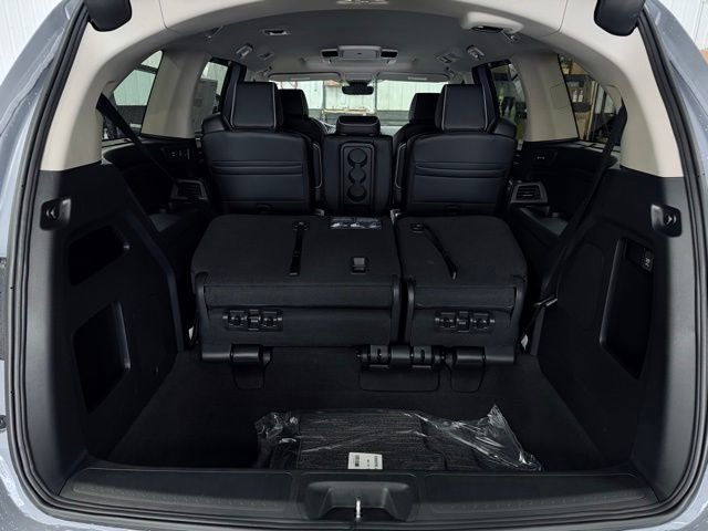 New 2026 Honda Odyssey Touring image 12