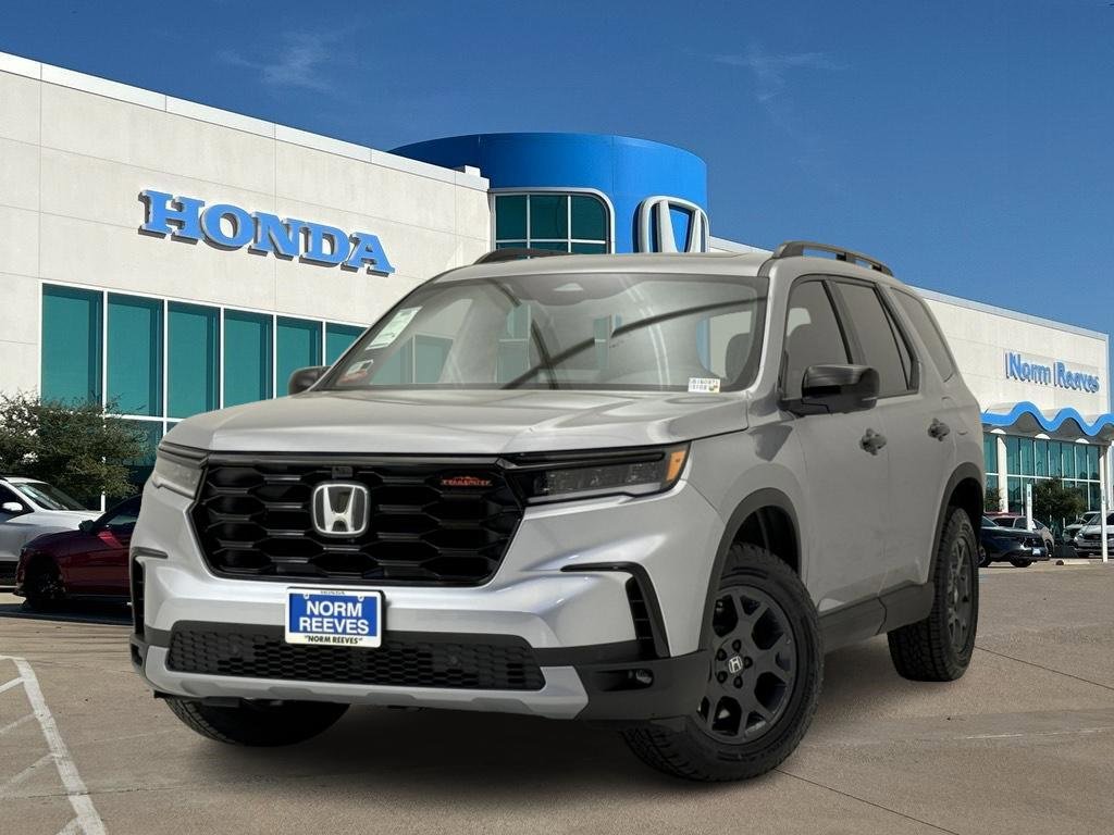 New 2025 Honda Pilot TrailSport