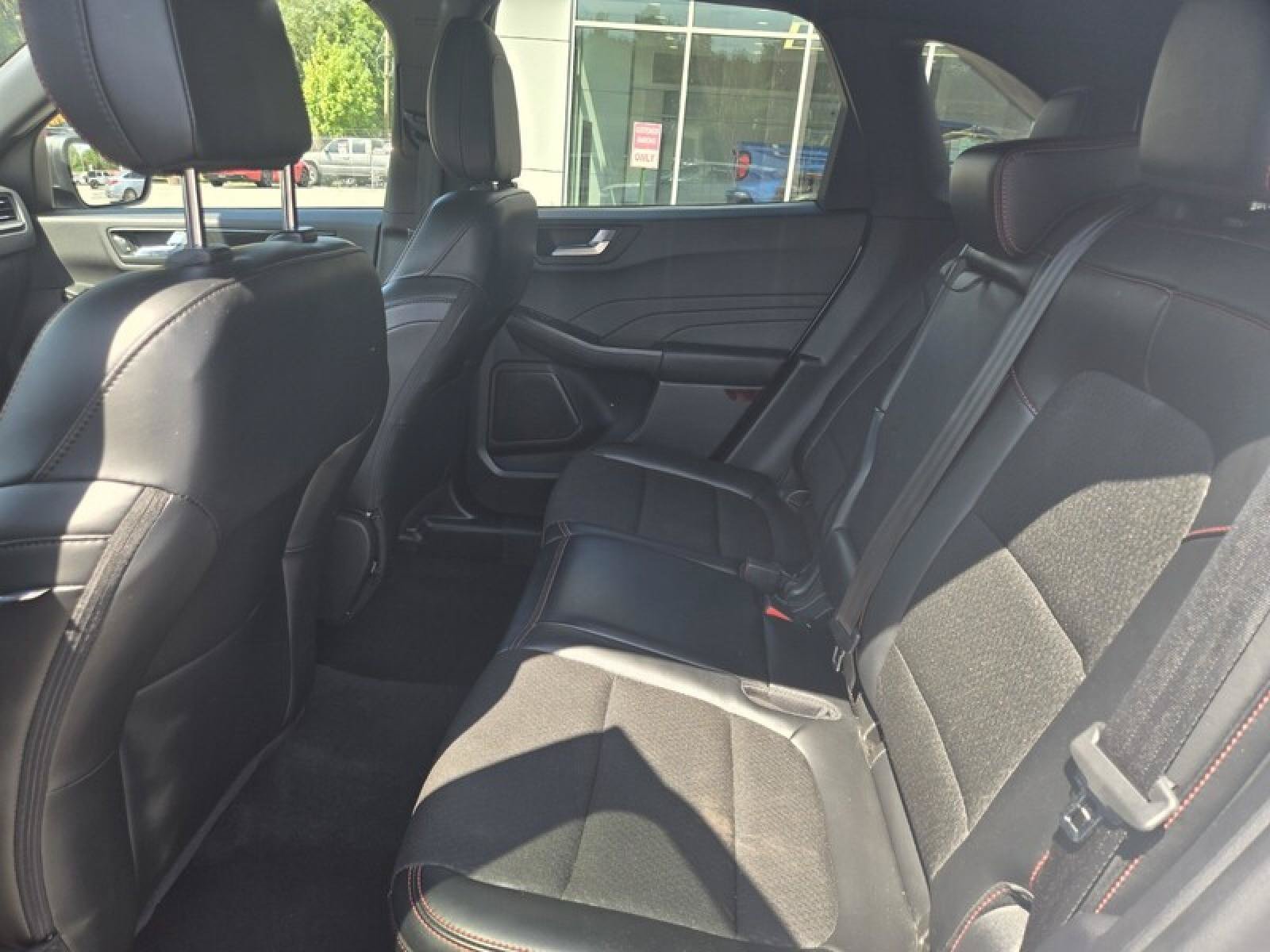 Used 2026 Ford Escape ST-Line AWD/4WD image 23
