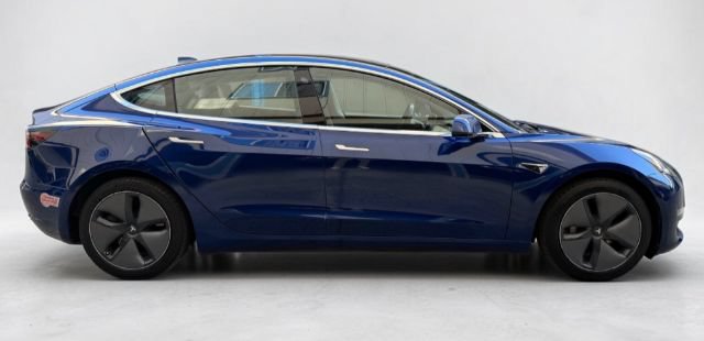 Used 2020 Tesla Model 3 Standard Range Plus RWD image 8