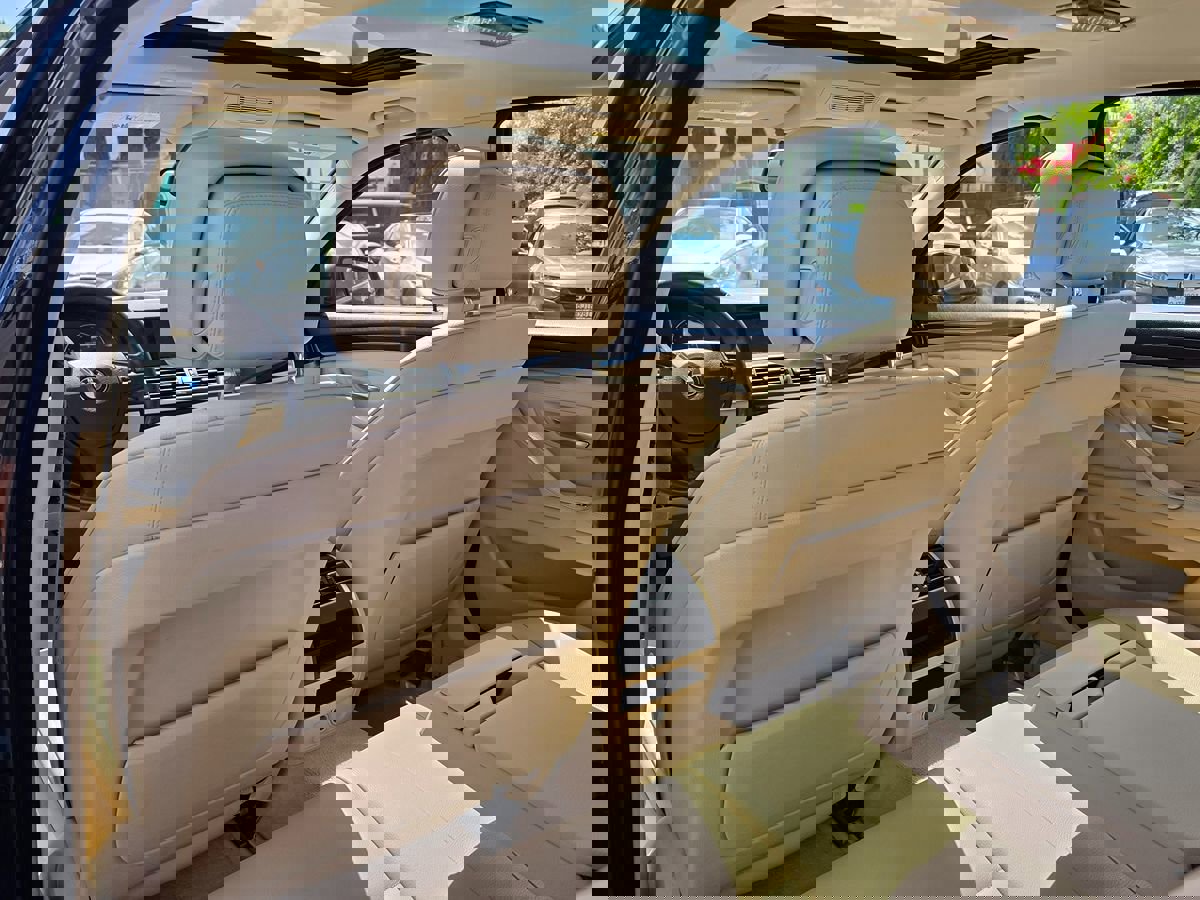 Used 2011 BMW 535i Sedan RWD image 19