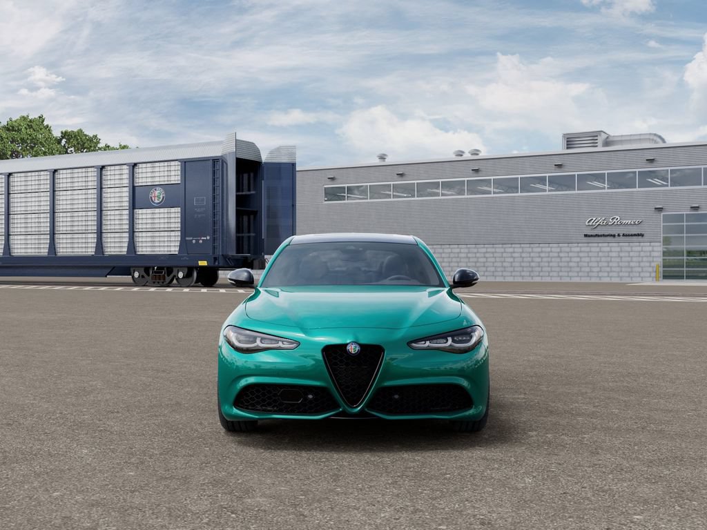 New 2025 Alfa Romeo Giulia w/ Veloce Package Rwd image 7