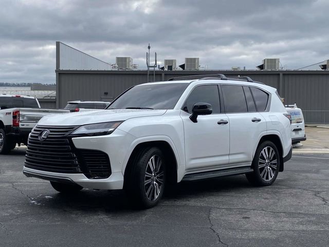 Used 2025 Lexus LX 700h Luxury image 8