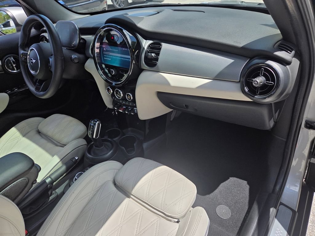 Used 2024 MINI Cooper S w/ Signature Upholstery Package FWD image 18