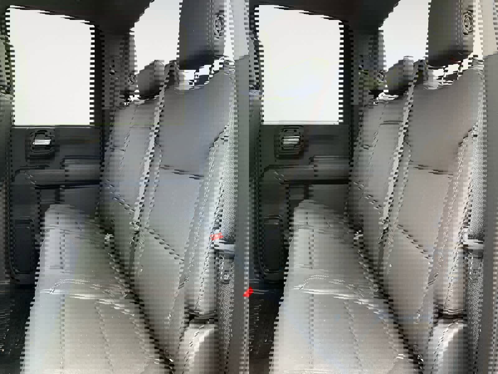 Used 2023 GMC Sierra 2500 Pro w/ Gooseneck/5TH Wheel Package image 16