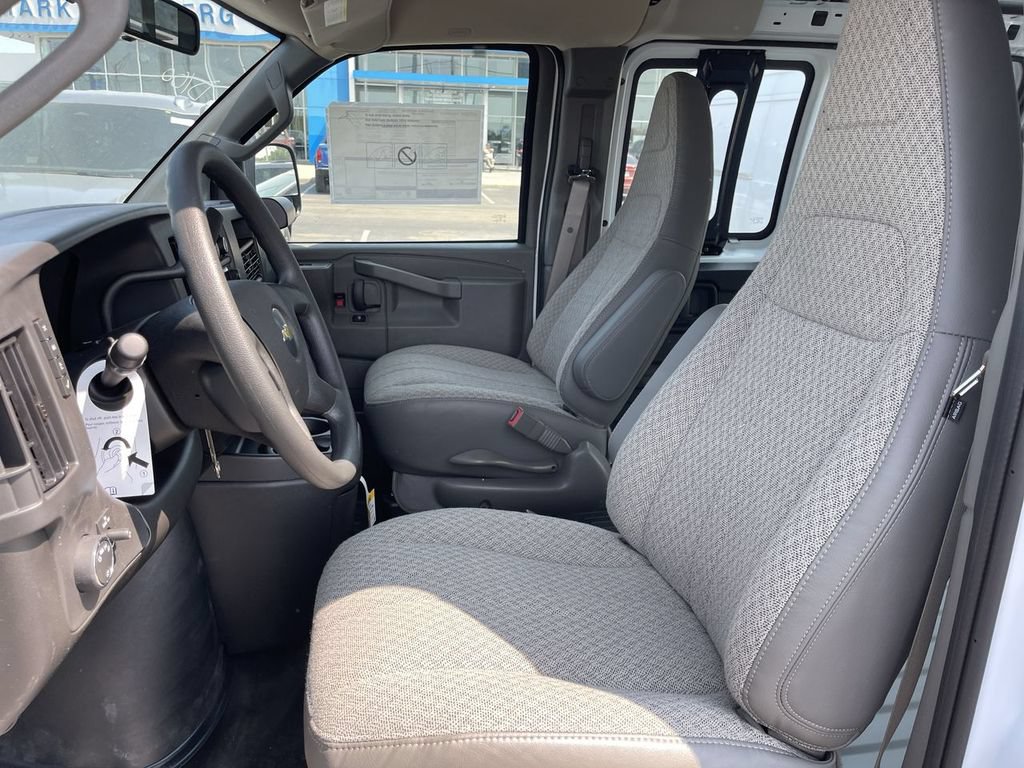 New 2025 Chevrolet Express 3500 Extended w/ Driver Convenience Package RWD image 7