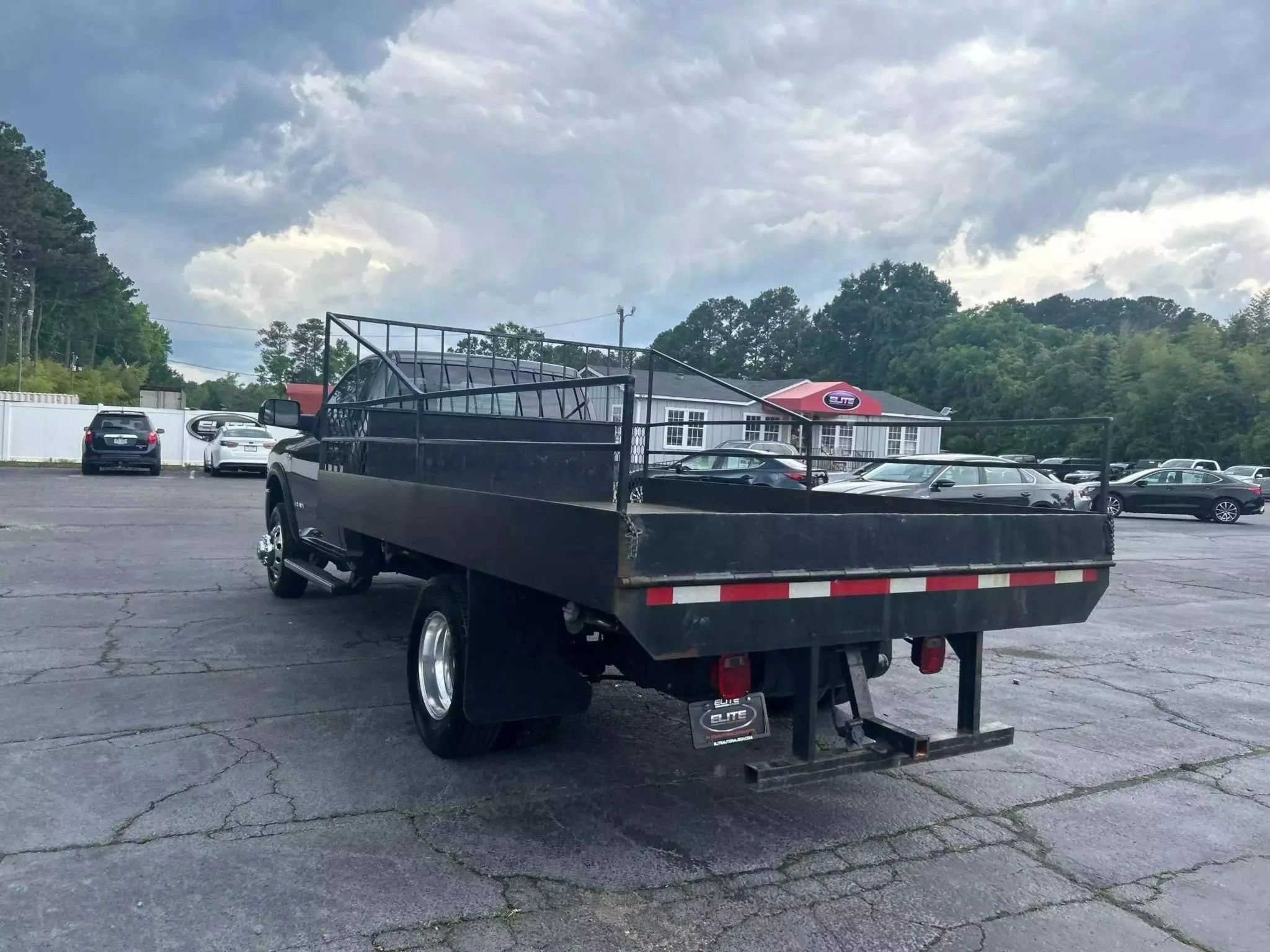 Used 2021 RAM 3500 SLT w/ Quick Order Package 2GG SLT image 9