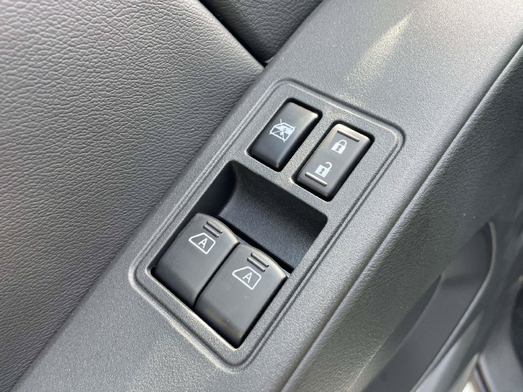 New 2027 Nissan Frontier S RWD image 12