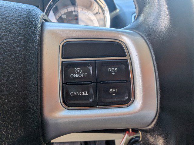Used 2014 Dodge Grand Caravan SXT w/ Rear Park Assist Package FWD image 14