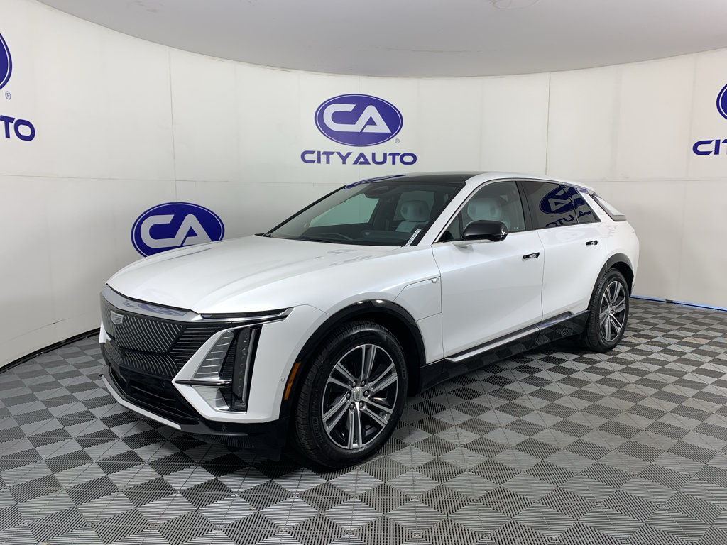 Used 2024 Cadillac Lyriq Luxury RWD image 7