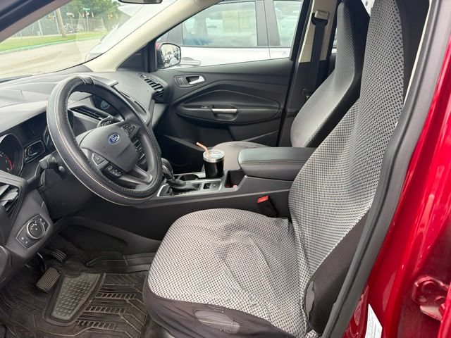 Used 2018 Ford Escape SE w/ SE Sync 3 Package AWD/4WD image 6