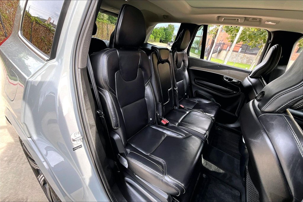 Used 2025 Volvo XC90 B5 Ultra AWD/4WD image 37