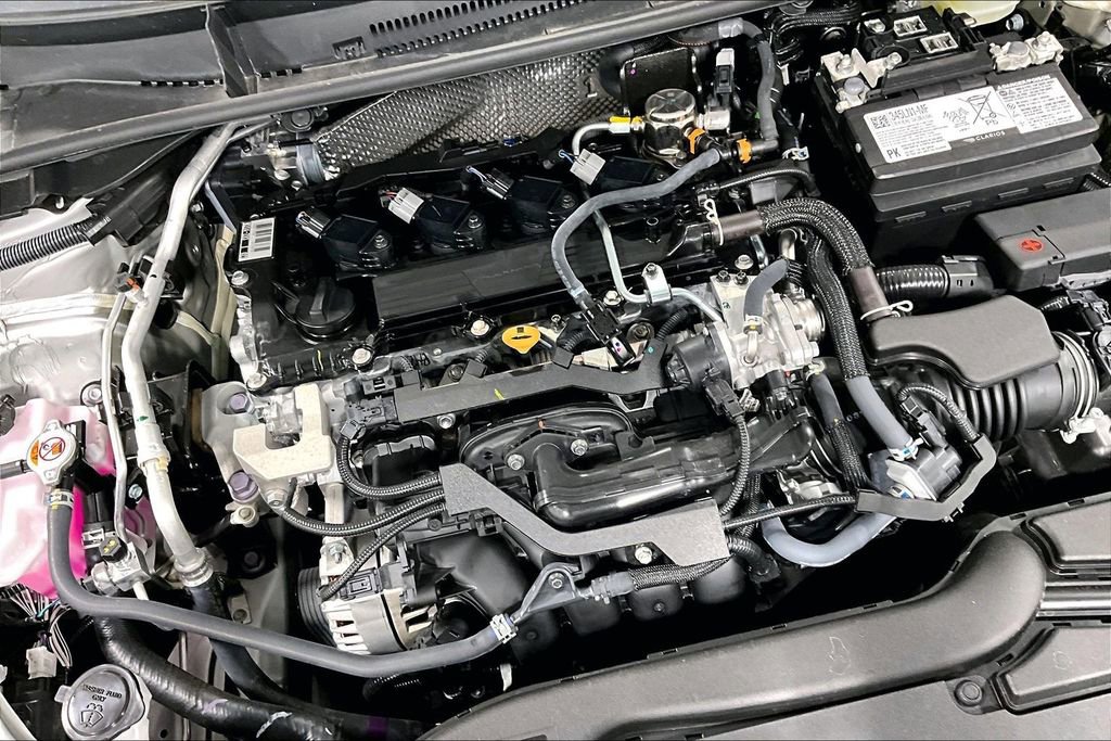 Used 2025 Toyota Corolla SE image 40