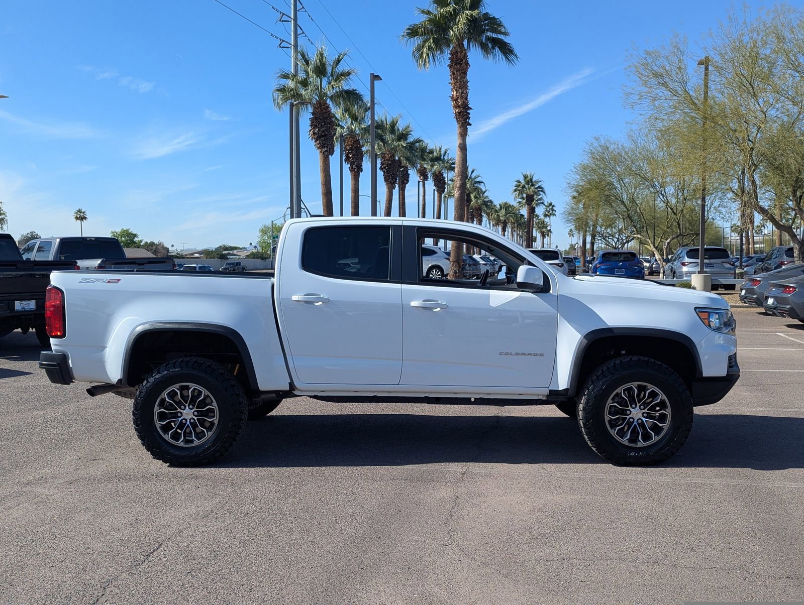 Used 2022 Chevrolet Colorado ZR2 image 7