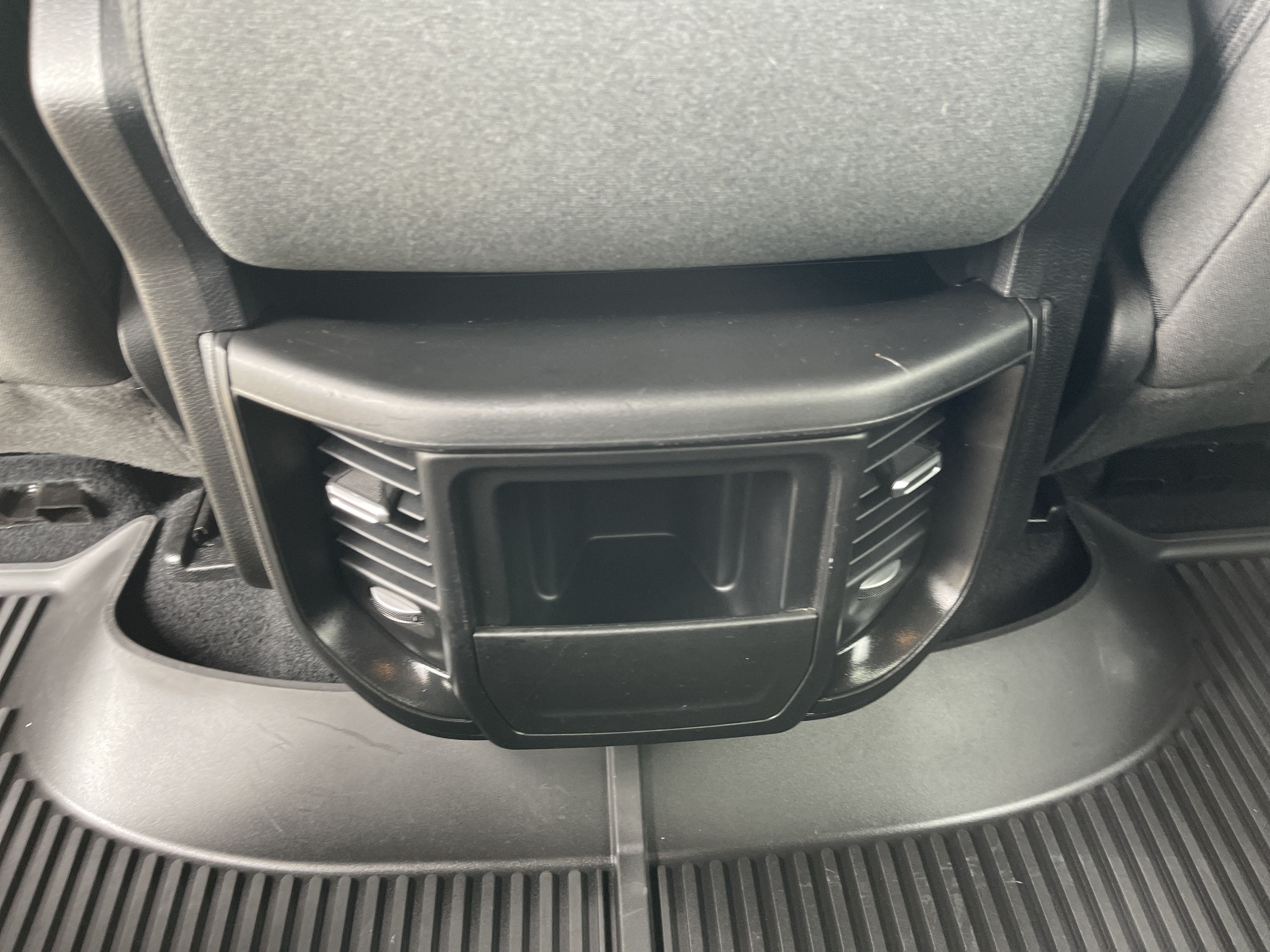 Used 2025 RAM 1500 Warlock AWD/4WD image 24
