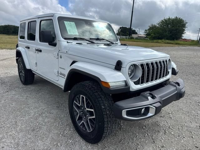 Used 2024 Jeep Wrangler Unlimited Sahara AWD/4WD image 8