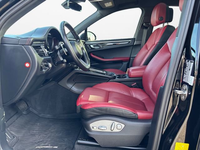 Used 2022 Porsche Macan image 9