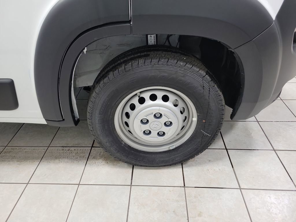 Used 2024 RAM ProMaster 2500 image 22
