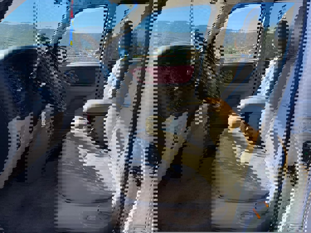 Used 2003 MAZDA Tribute ES image 10