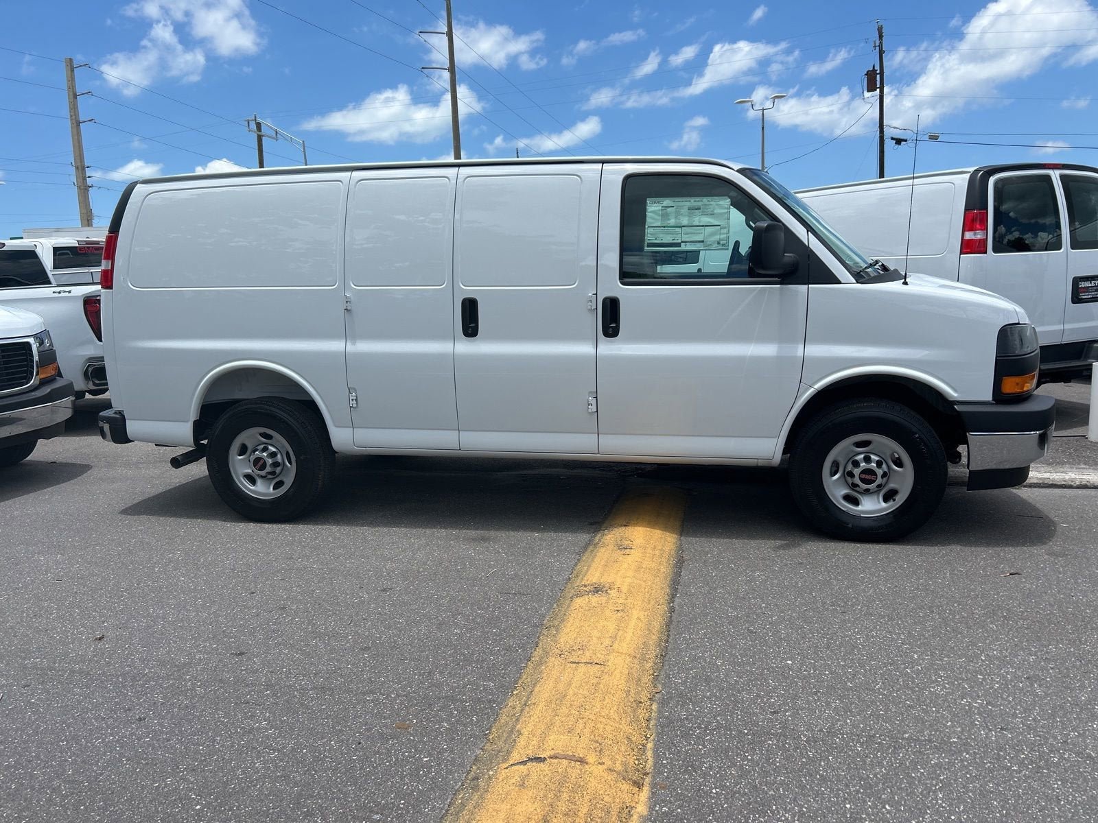 New 2025 GMC Savana 2500 w/ Driver Convenience Package RWD image 2