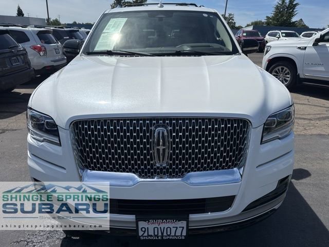 Used 2023 Lincoln Navigator Reserve image 12