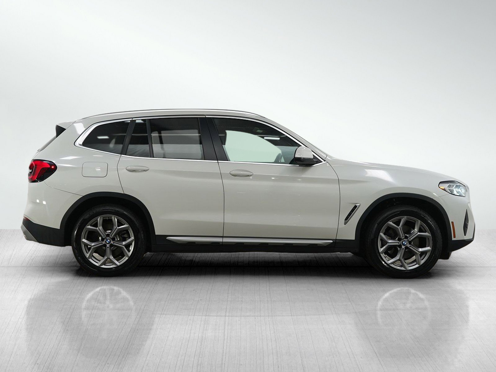 Used 2024 BMW X3 xDrive30i image 6