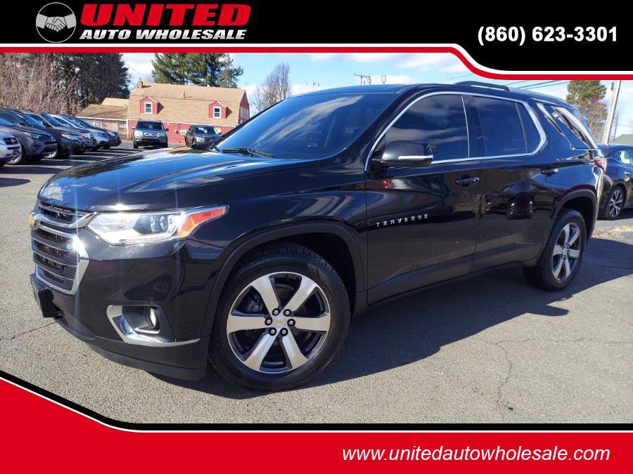 Used 2018 Chevrolet Traverse LT image 1
