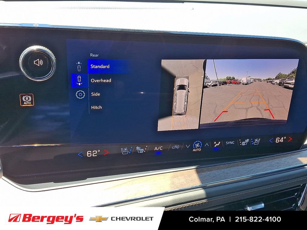 New 2026 Chevrolet Suburban High Country w/ Sun And Tow Package AWD/4WD image 16