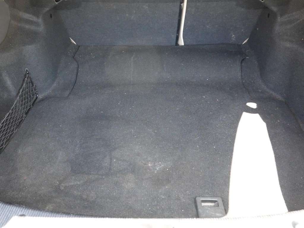 Used 2011 Mercedes-Benz C 300 Sedan image 26