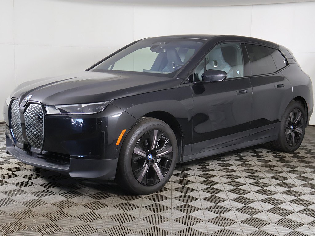 Used 2024 BMW iX xDrive50 AWD/4WD image 10