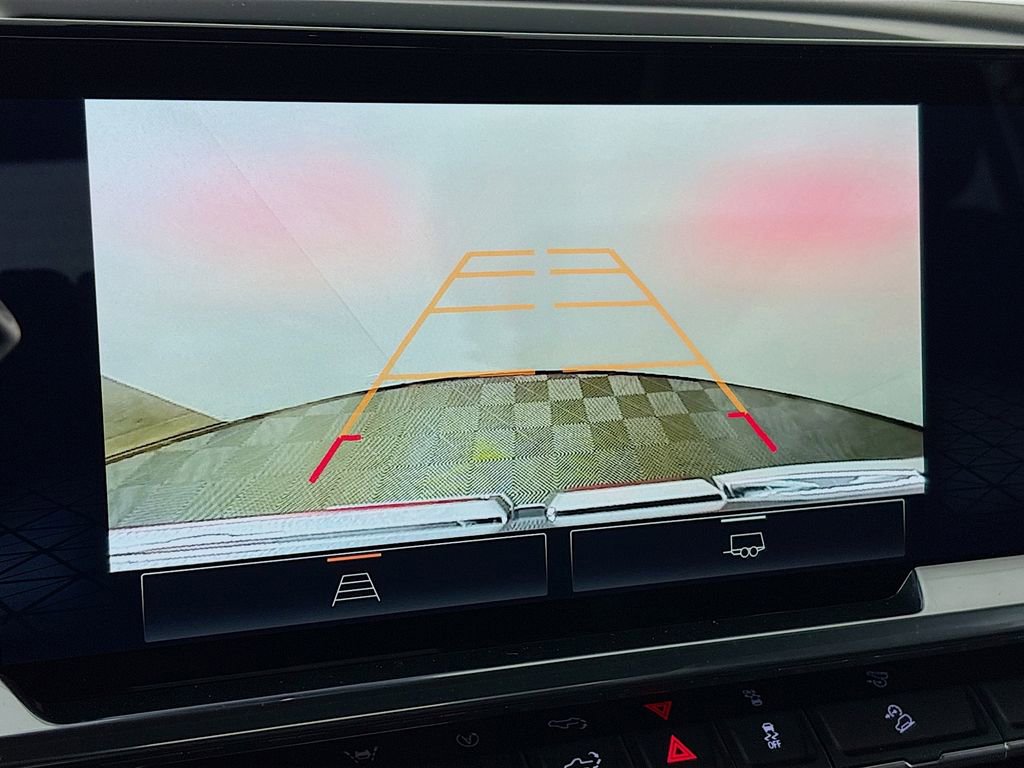 New 2026 GMC Sierra 1500 Elevation image 9