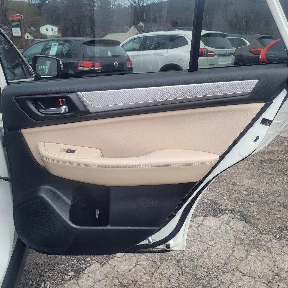 Used 2015 Subaru Outback 2.5i Premium AWD/4WD image 29