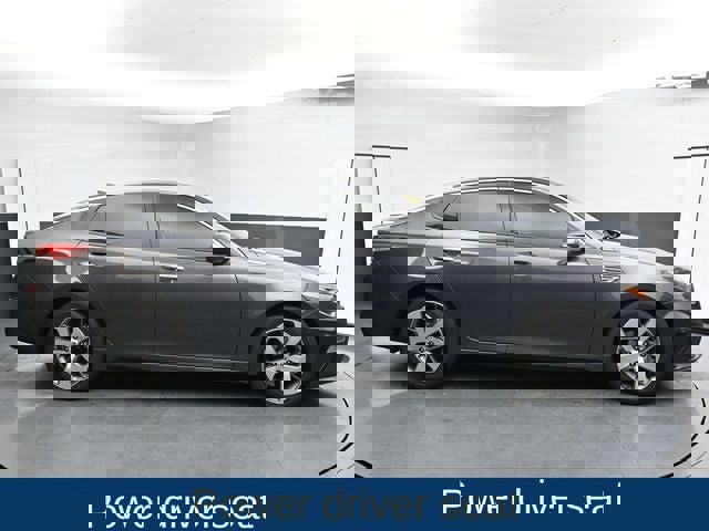 Used 2019 Kia Optima S w/ S Panoramic Sunroof Package image 12