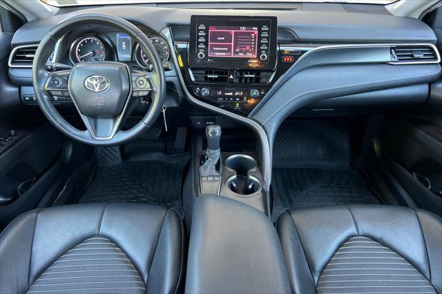 Certified 2022 Toyota Camry SE FWD image 3
