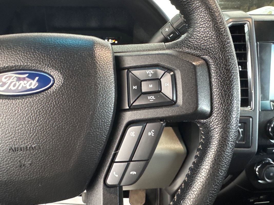 Used 2015 Ford F150 XLT w/ Equipment Group 302A Luxury AWD/4WD image 12
