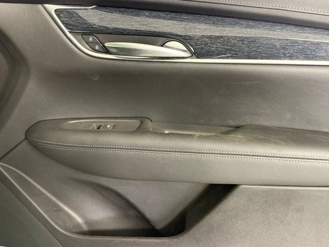 Certified 2022 Cadillac XT5 Premium Luxury image 26