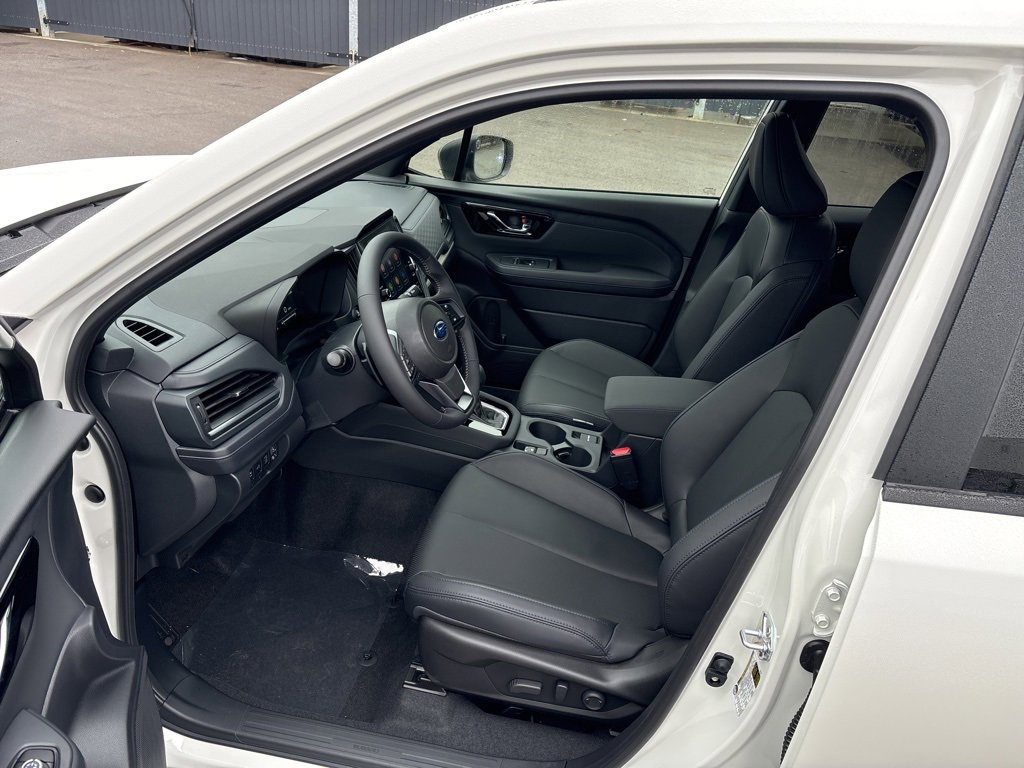 New 2025 Subaru Forester Limited image 9