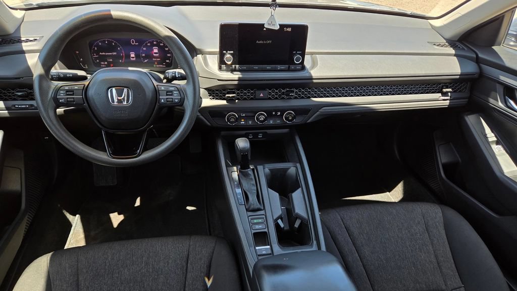 Used 2025 Honda Accord LX image 12